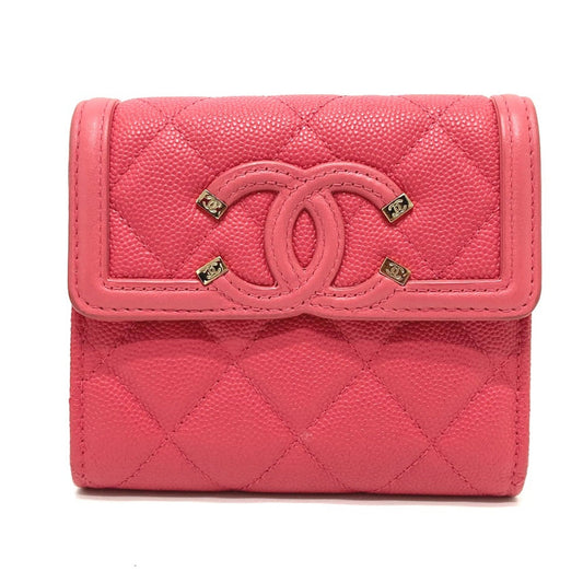 Chanel Pink Leather Wallet (Tri-Fold) ()