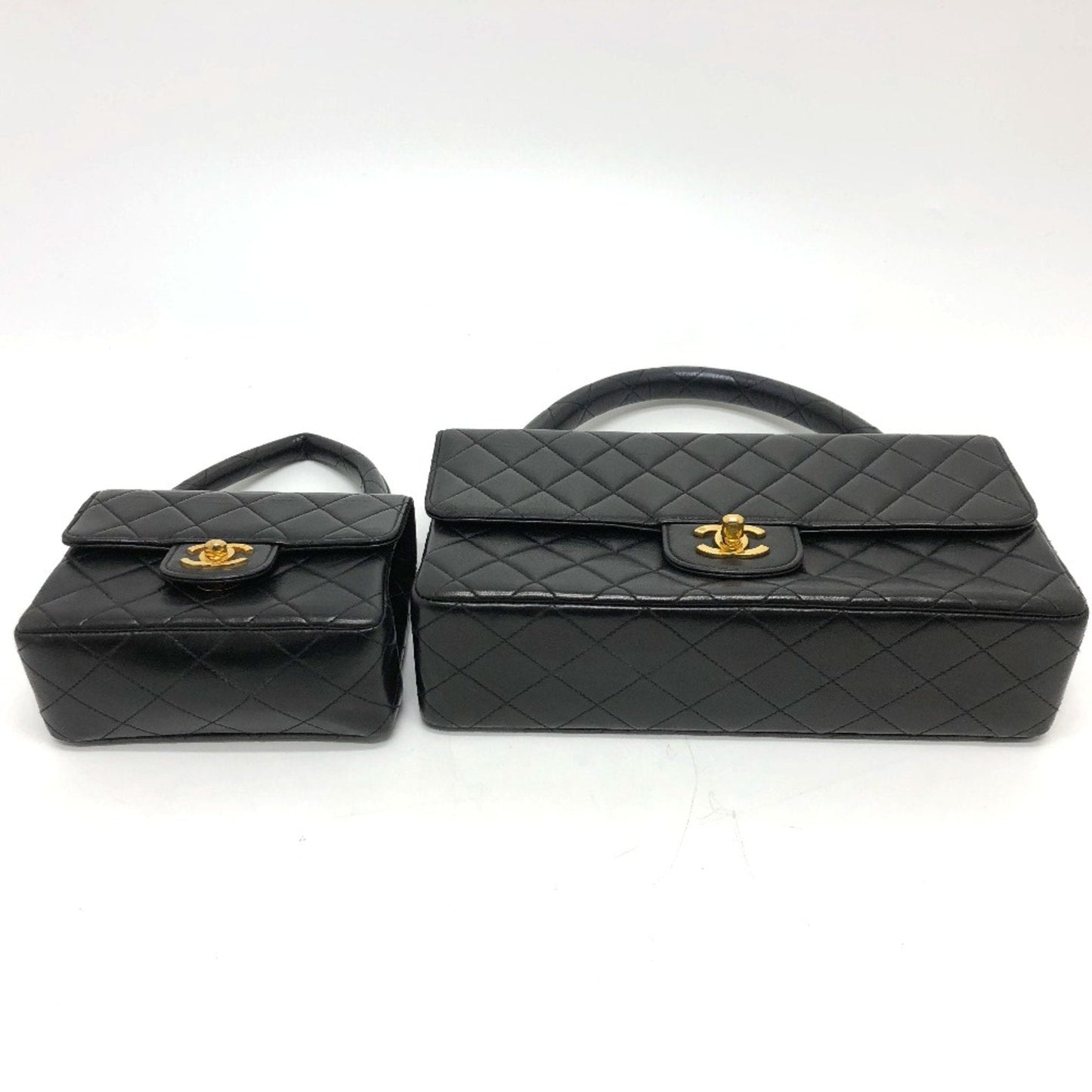 Chanel Black Leather Handbag ()