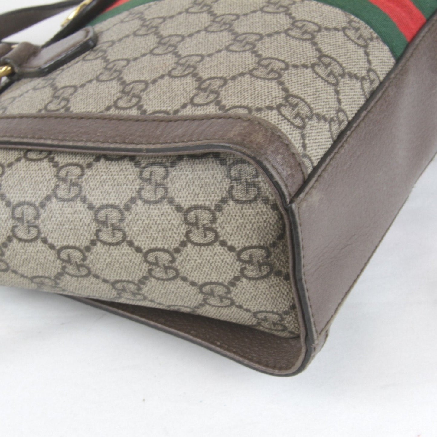 Gucci Brown Gg Supreme Canvas Shoulder Bag ()