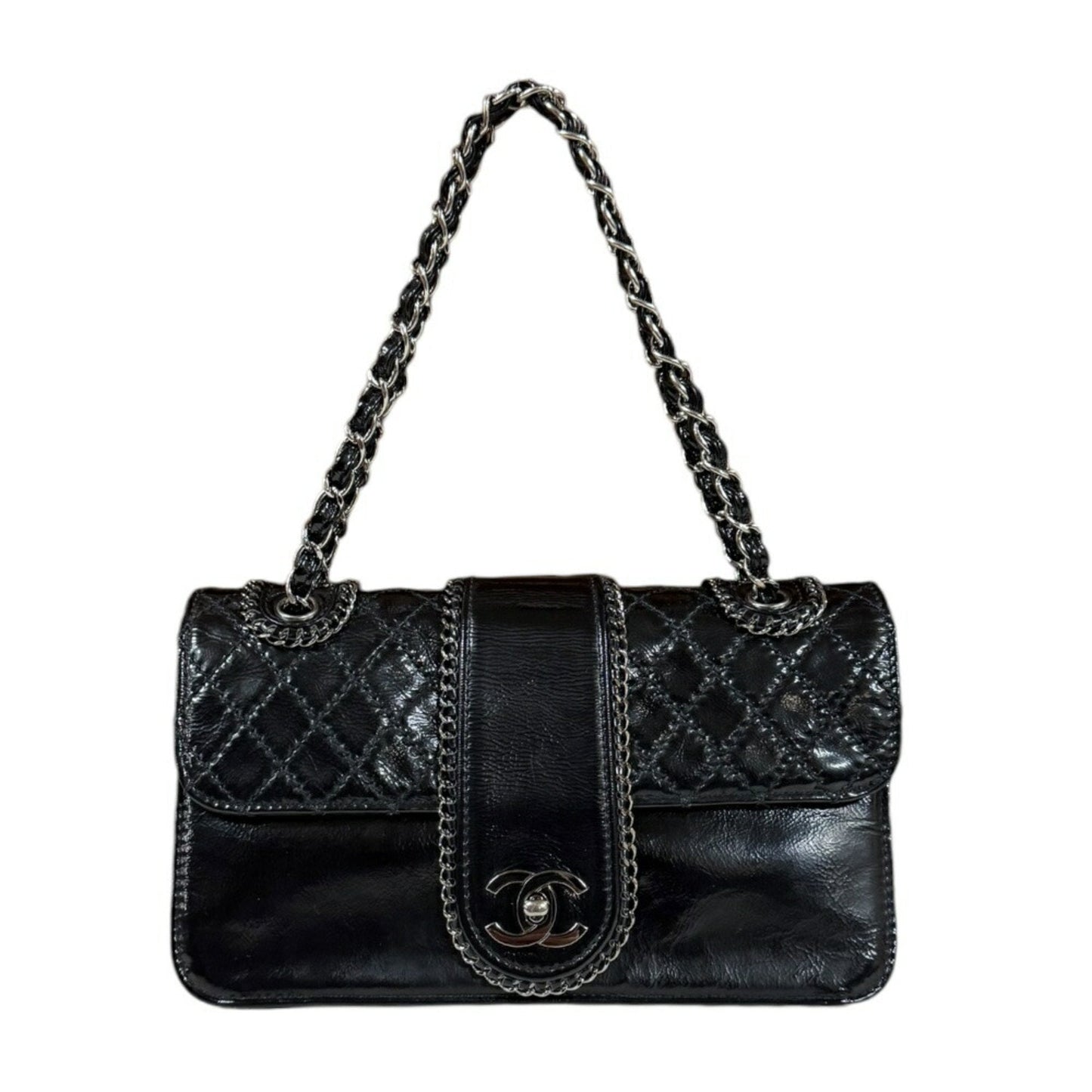 Chanel Black Patent Leather Shoulder Bag ()