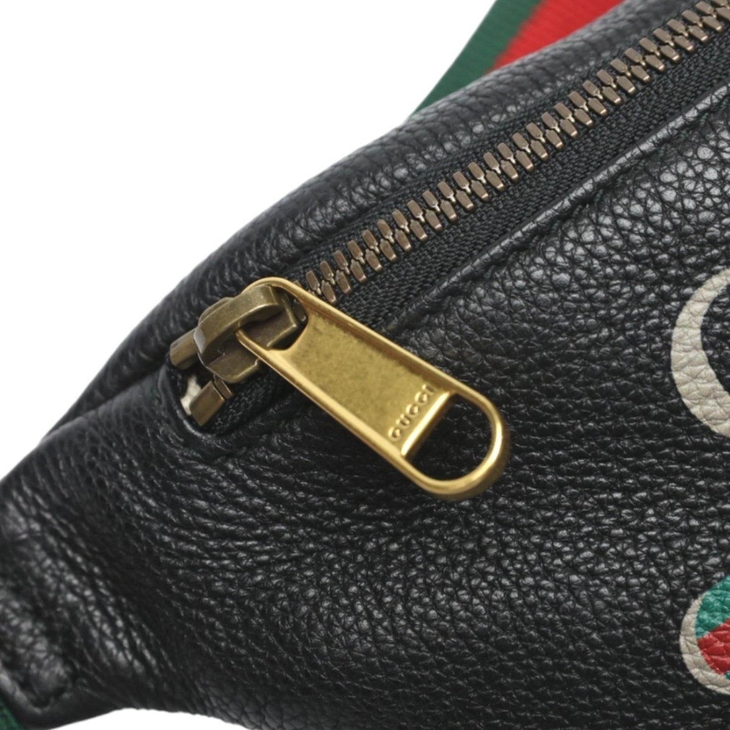 Gucci Black Leather Fanny Pack Pouch ()