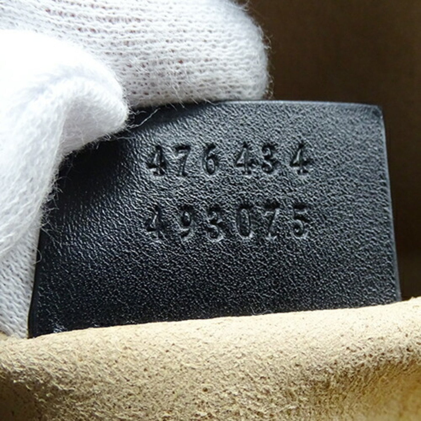 Gucci Black Leather Fanny Pack Sling Bag ()