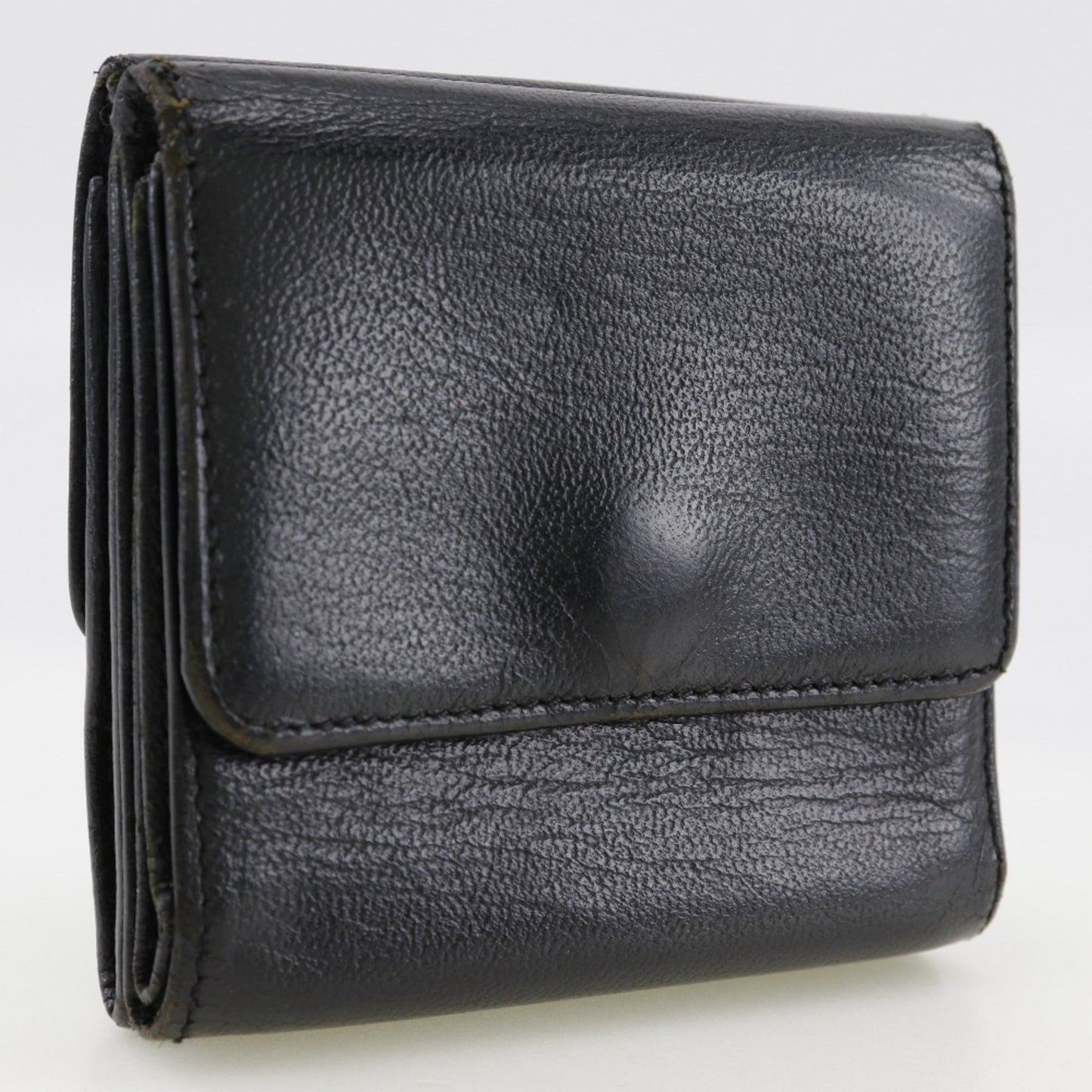 Chanel Black Leather Wallet (Bi-Fold) ()