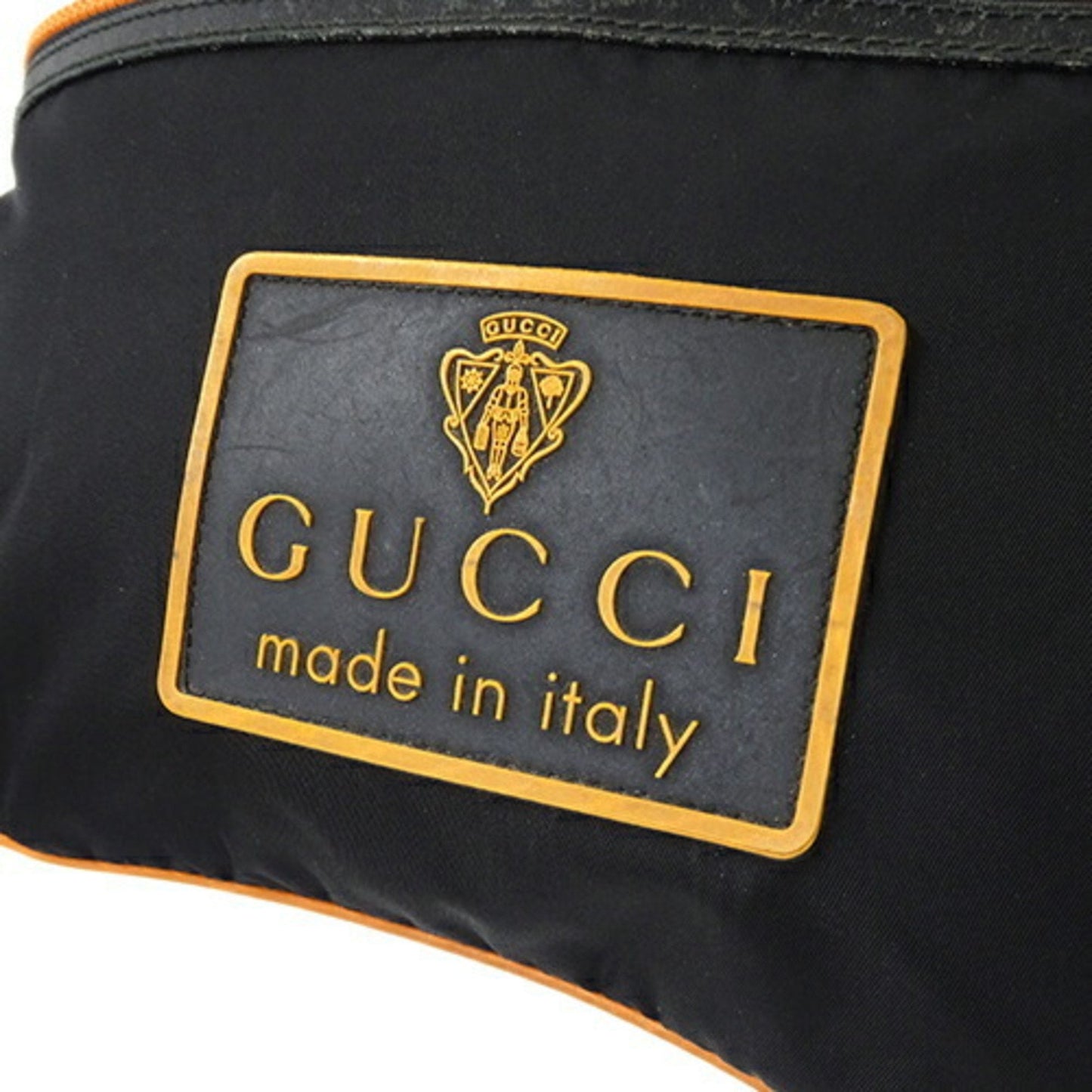 Gucci Black Nylon Sling Bag ()