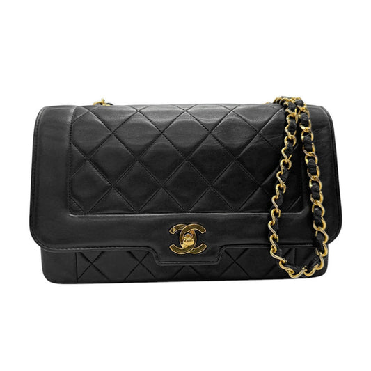 Chanel Black Leather Shoulder Bag ()
