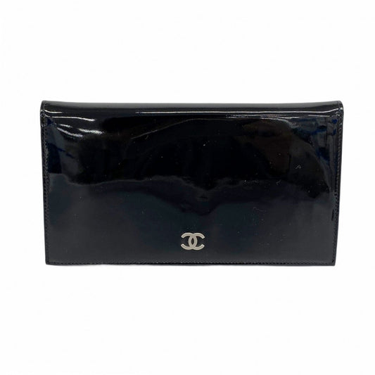 Chanel Black Patent Leather Long Wallet (Bi-Fold) ()