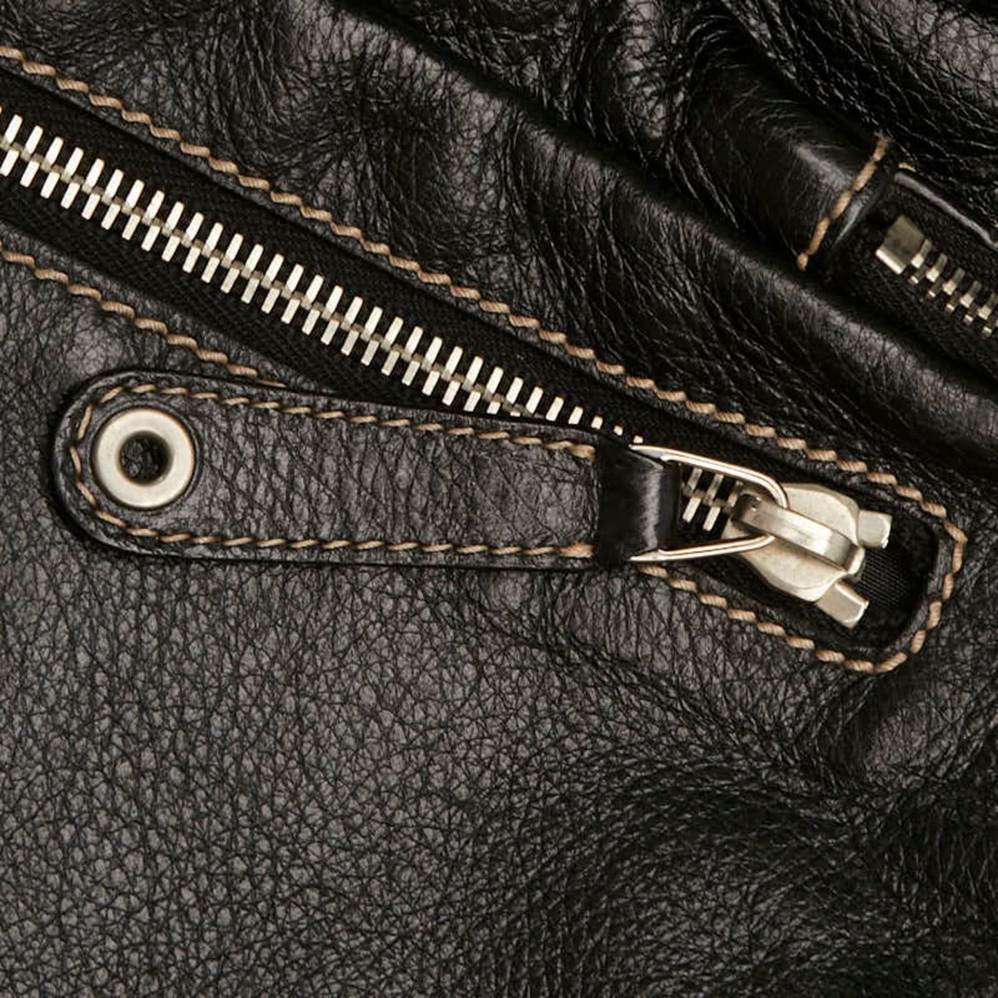 Gucci Black Leather Shoulder Bag ()