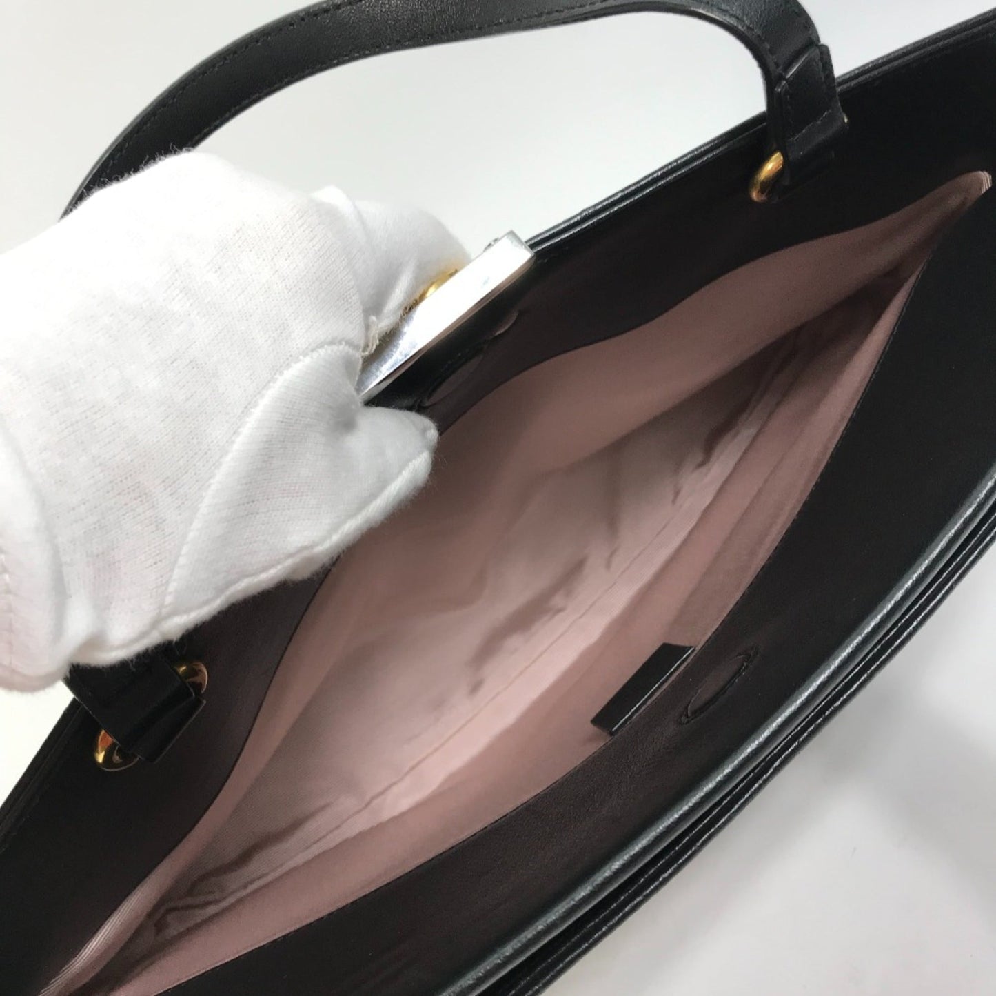 Gucci Black Leather Handbag ()