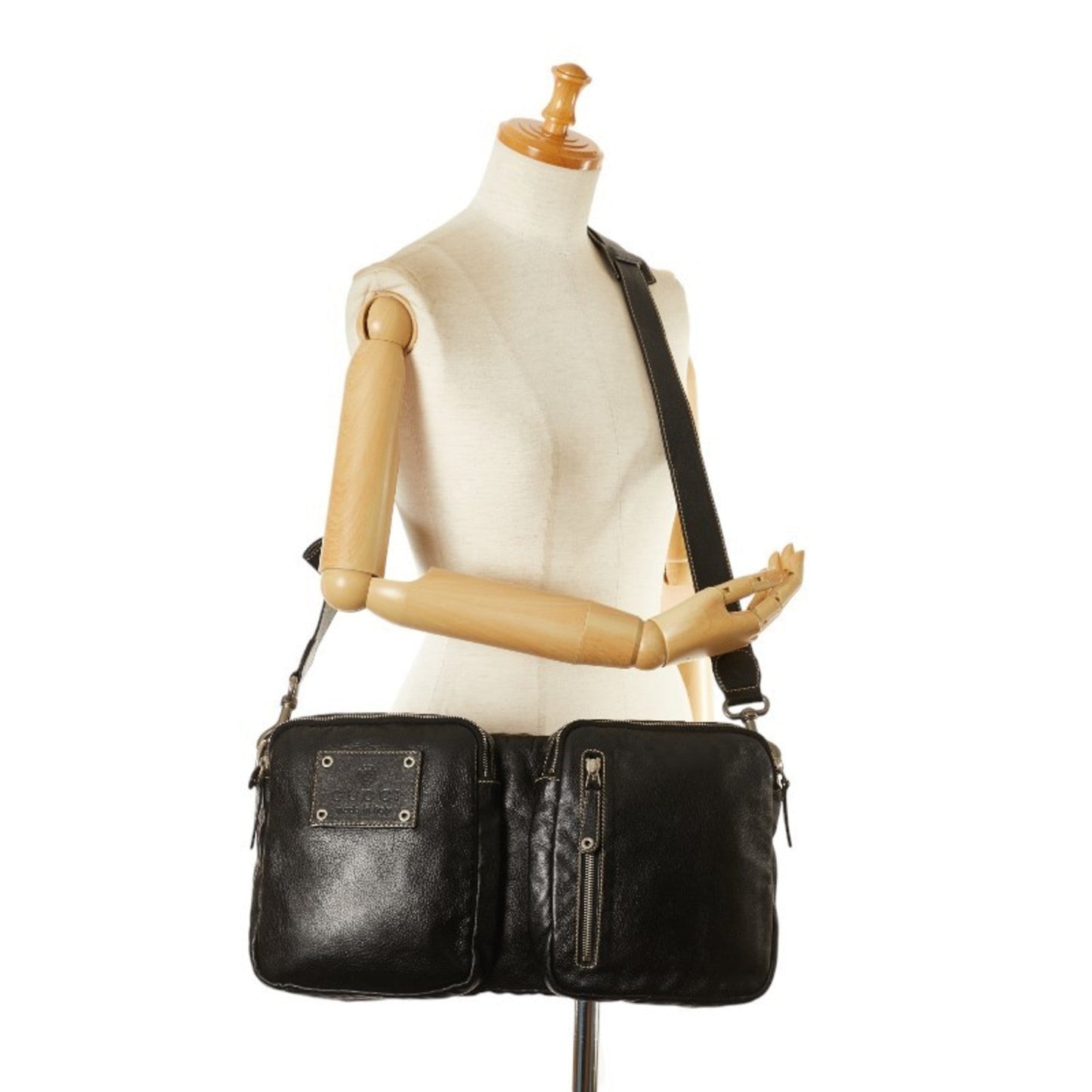 Gucci Black Leather Shoulder Bag ()