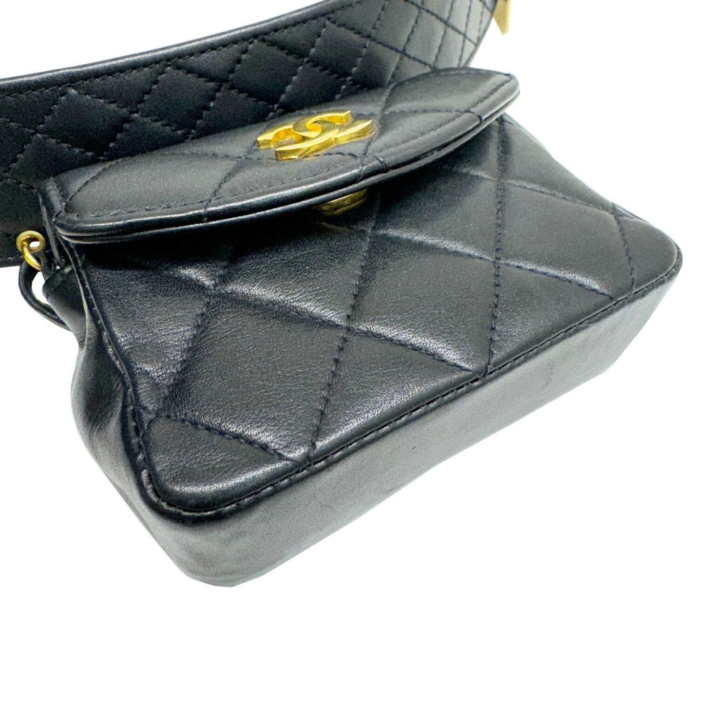 Chanel Black Leather Fanny Pack ()