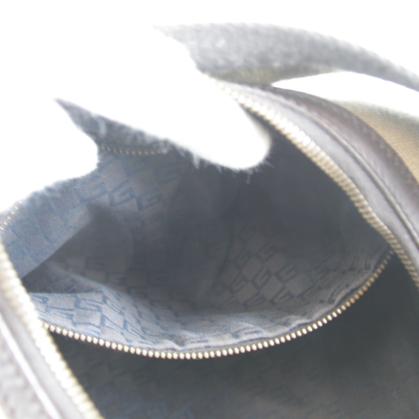 Gucci Khaki Canvas Handbag ()