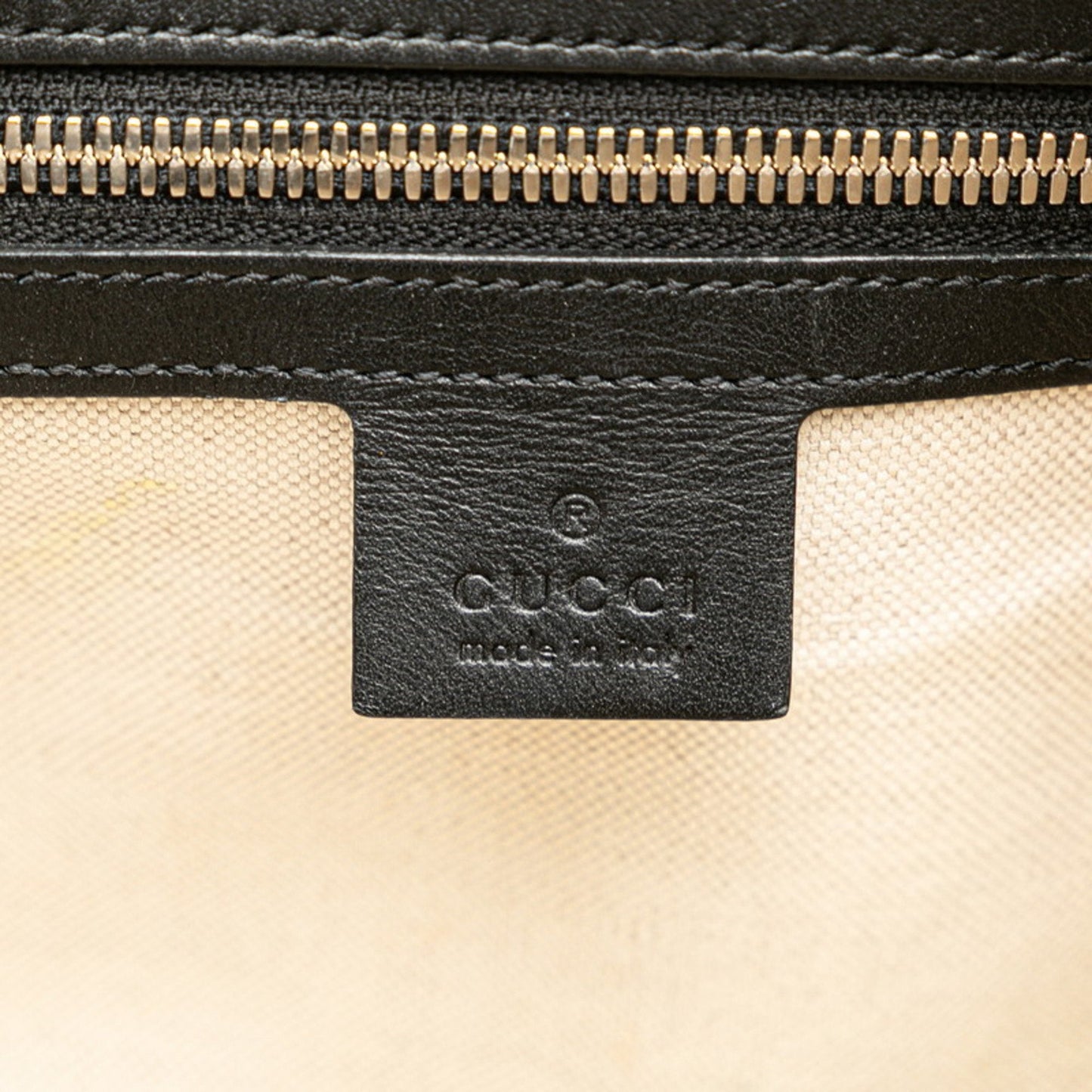 Gucci Black Leather Shoulder Bag ()