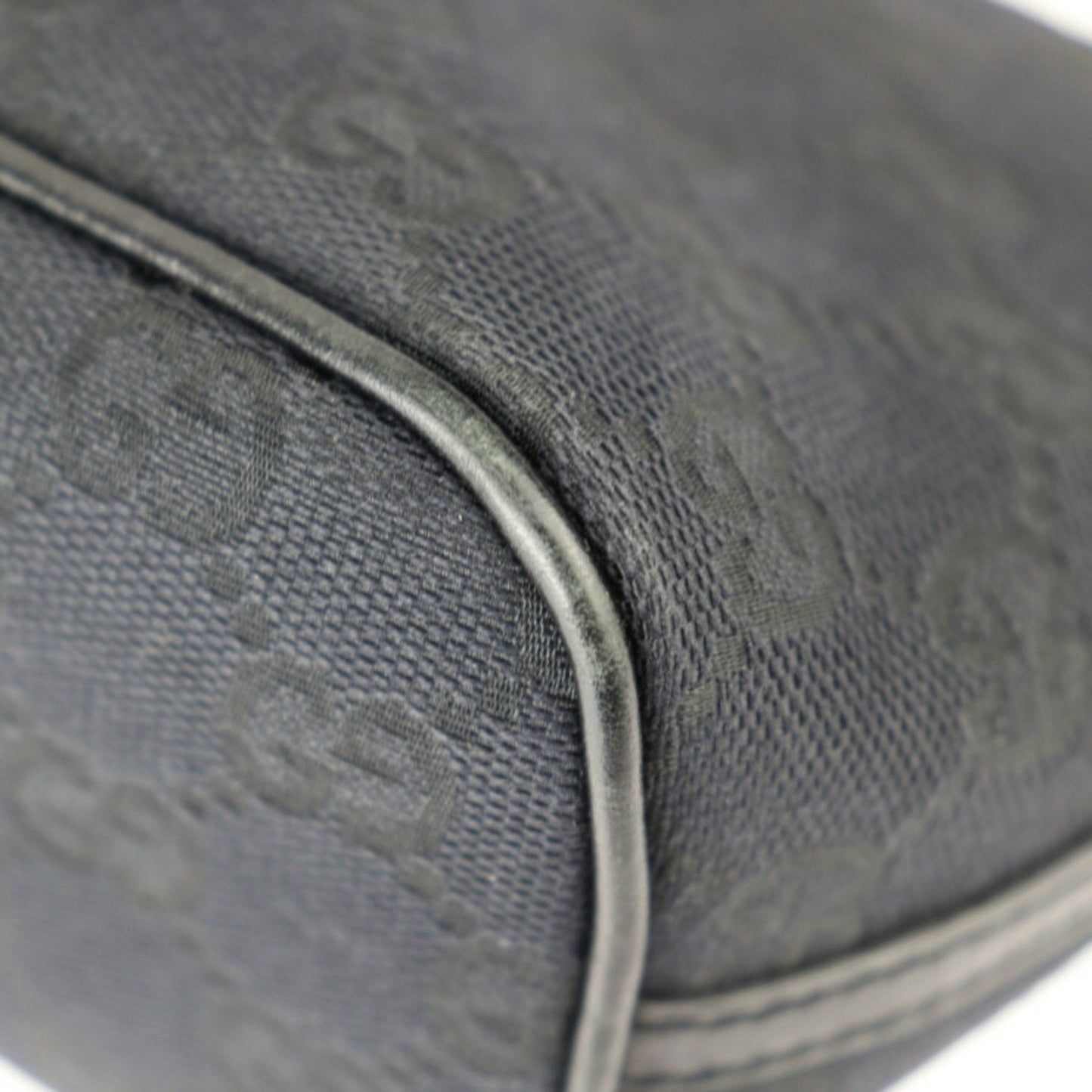 Gucci Black Canvas Leather Handbag ()