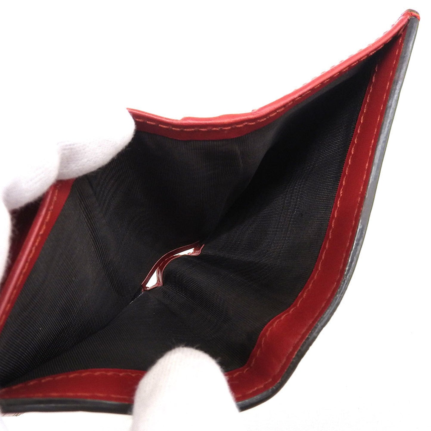 Gucci Red Color Wallet (Bi-Fold) ()