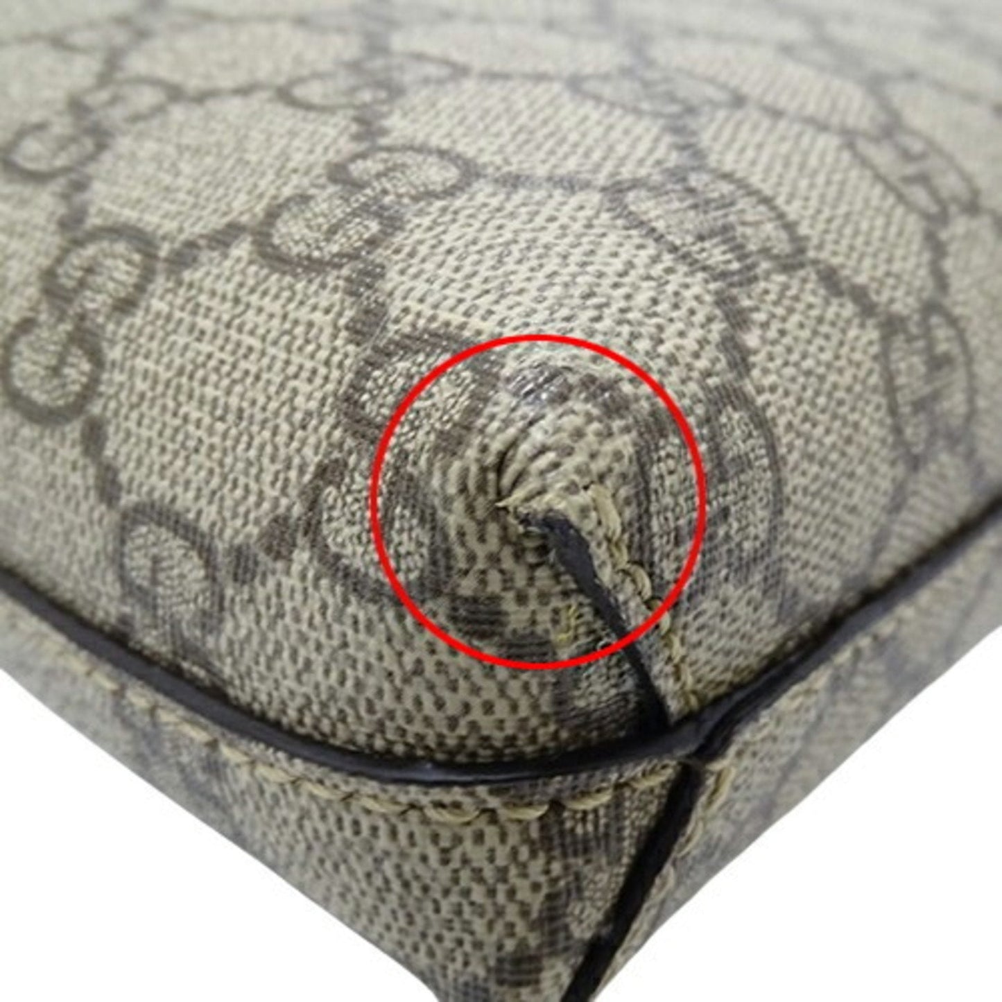 Gucci Beige Brown Gg Supreme Shoulder Bag ()