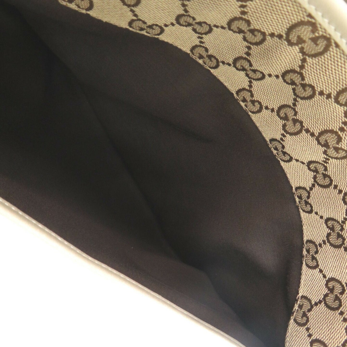 Gucci Beige Gg Canvas Shoulder Bag ()