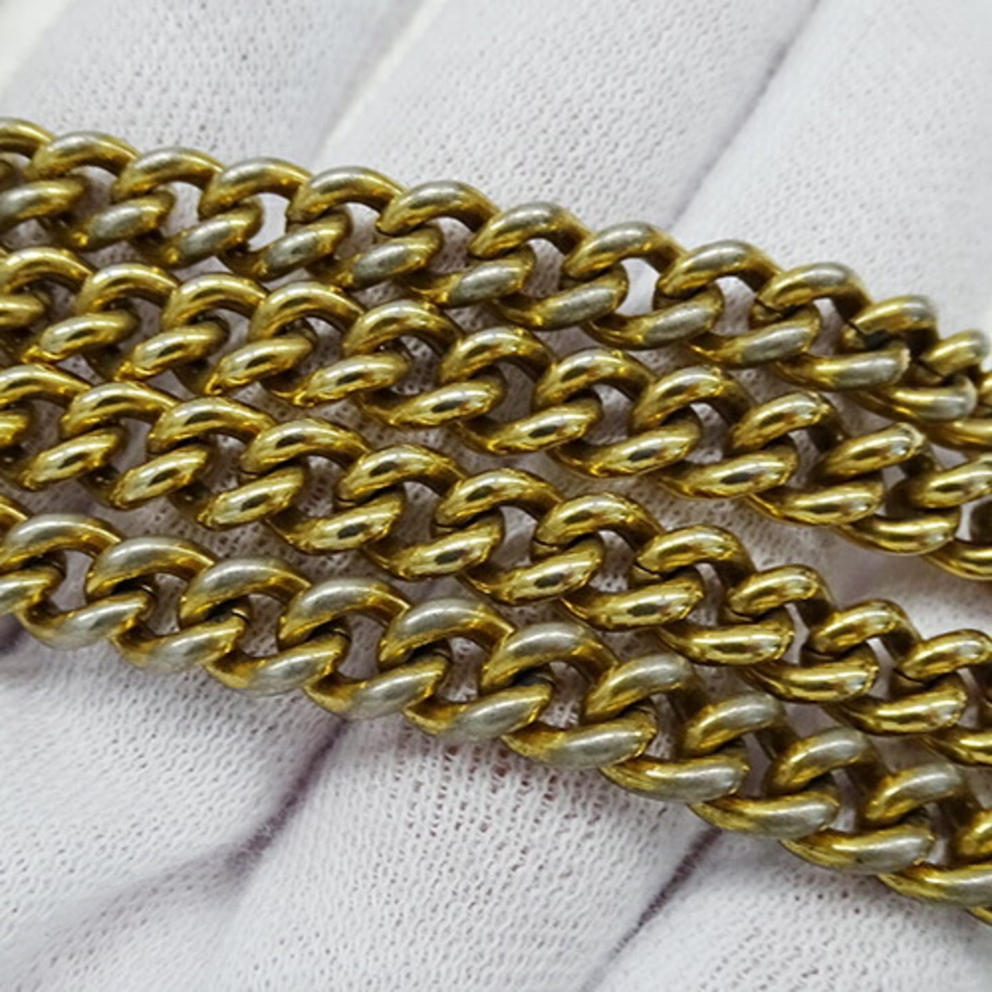 Gucci Gg Marmont White Leather Shoulder Bag ()