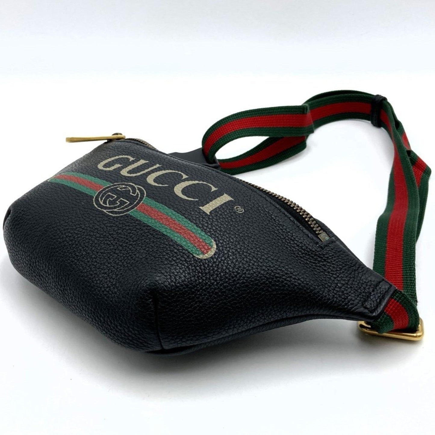 Gucci Black Leather Fanny Pack ()