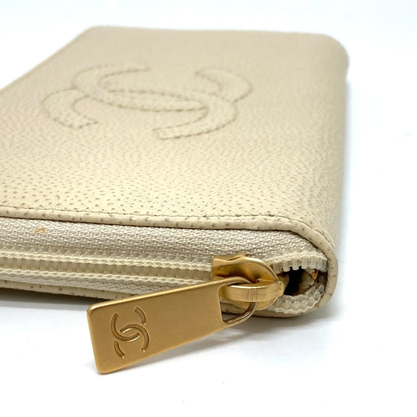 Chanel Beige Leather Long Wallet (Bi-Fold) ()