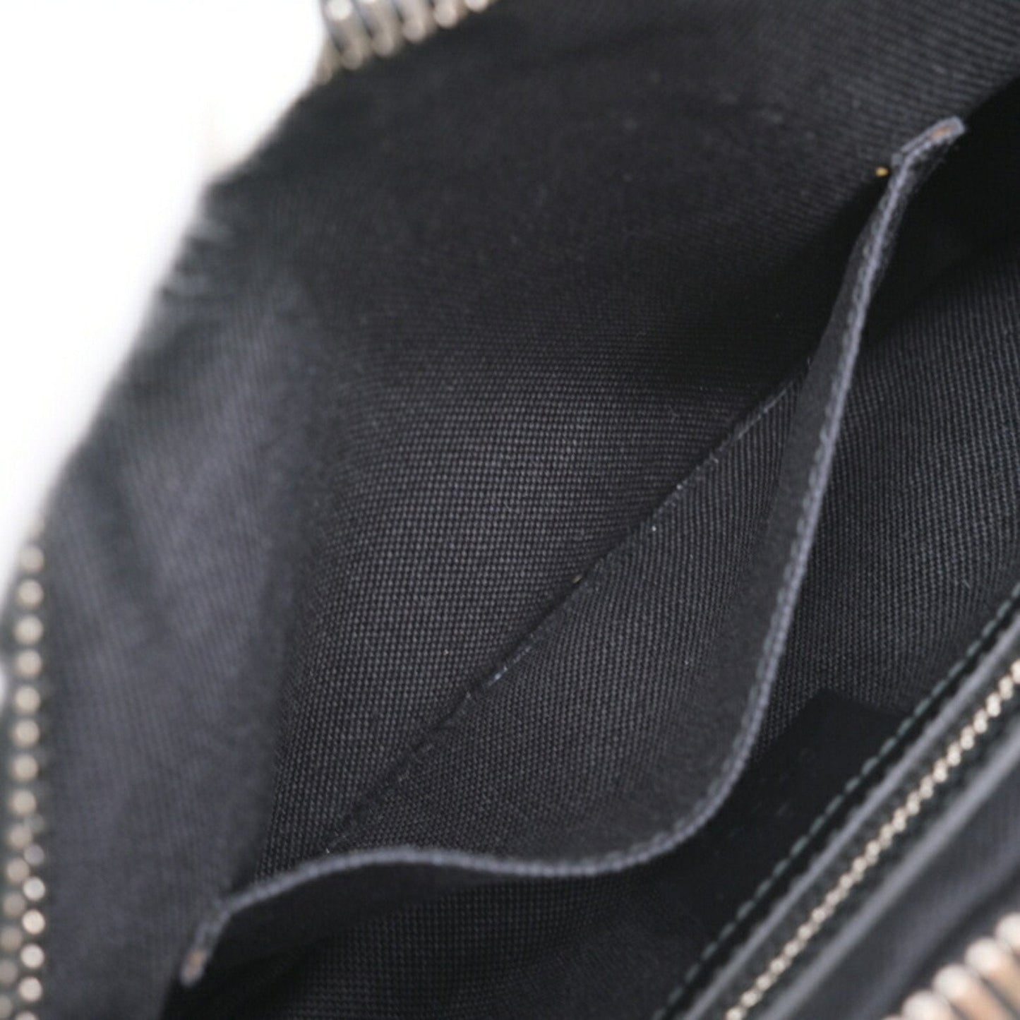 Gucci Black Gg Supreme Canvas Leather Sling Bag ()