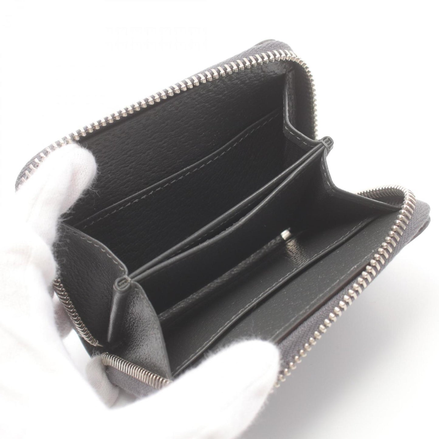 Gucci Gg Supreme Gray Gg Supreme Wallet (Bi-Fold) ()