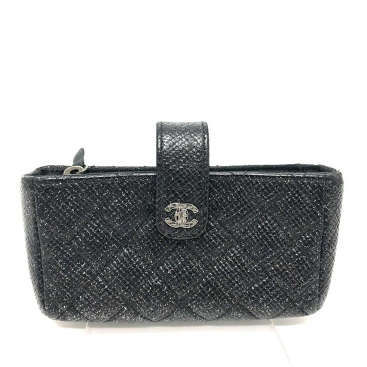 Chanel Black Leather Pouch ()