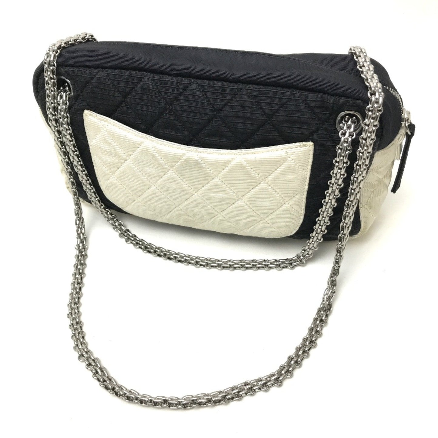 Chanel Black Cloth Shoulder Bag ()