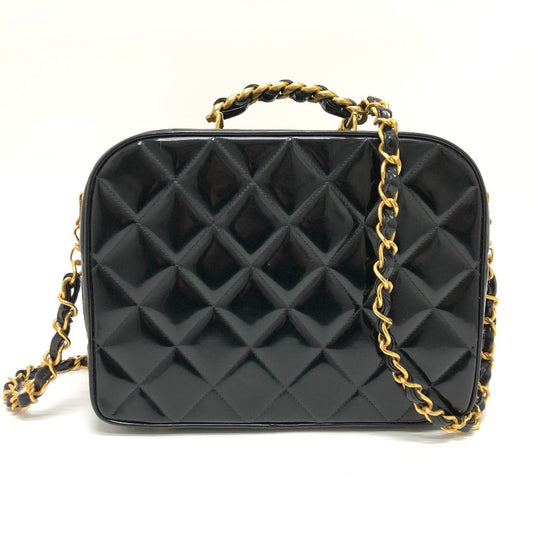 Chanel Black Patent Leather Handbag ()