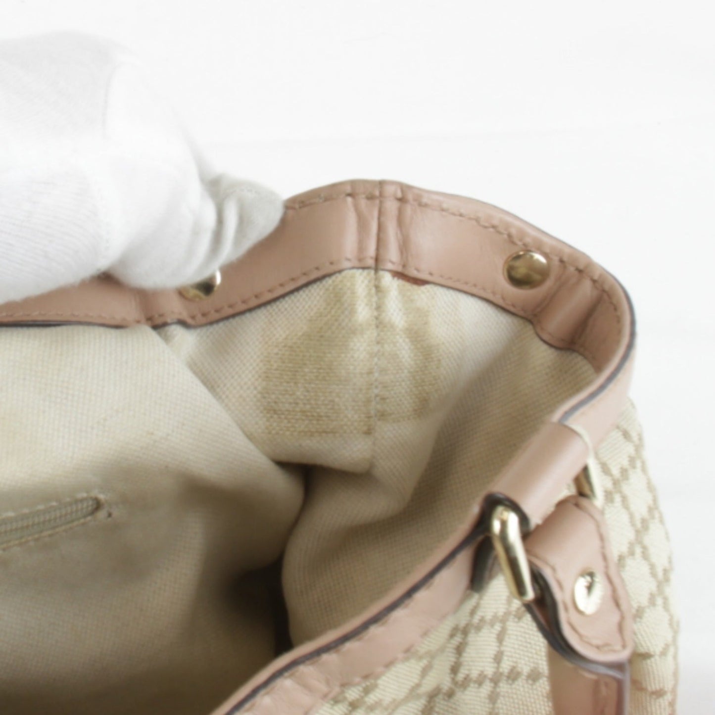 Gucci Beige Canvas Handbag ()
