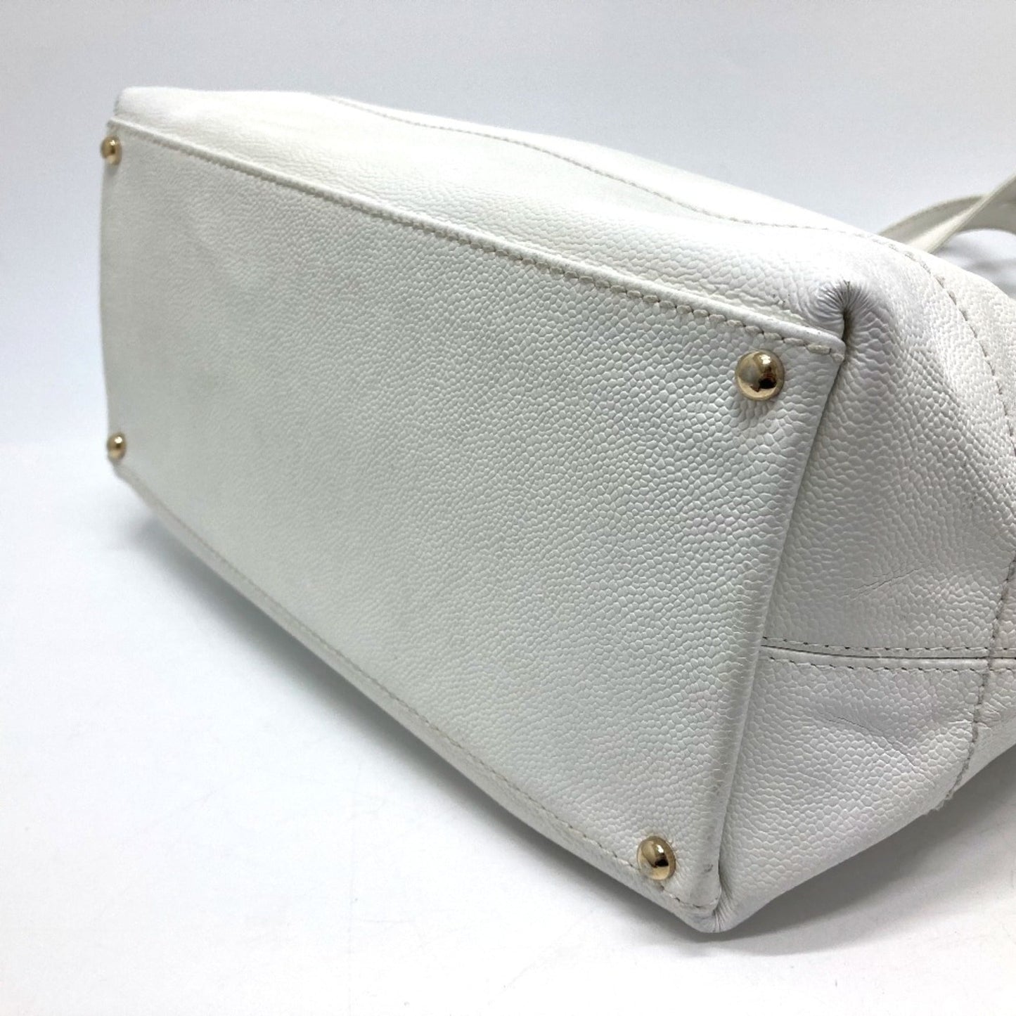 Chanel White Leather Tote Bag ()