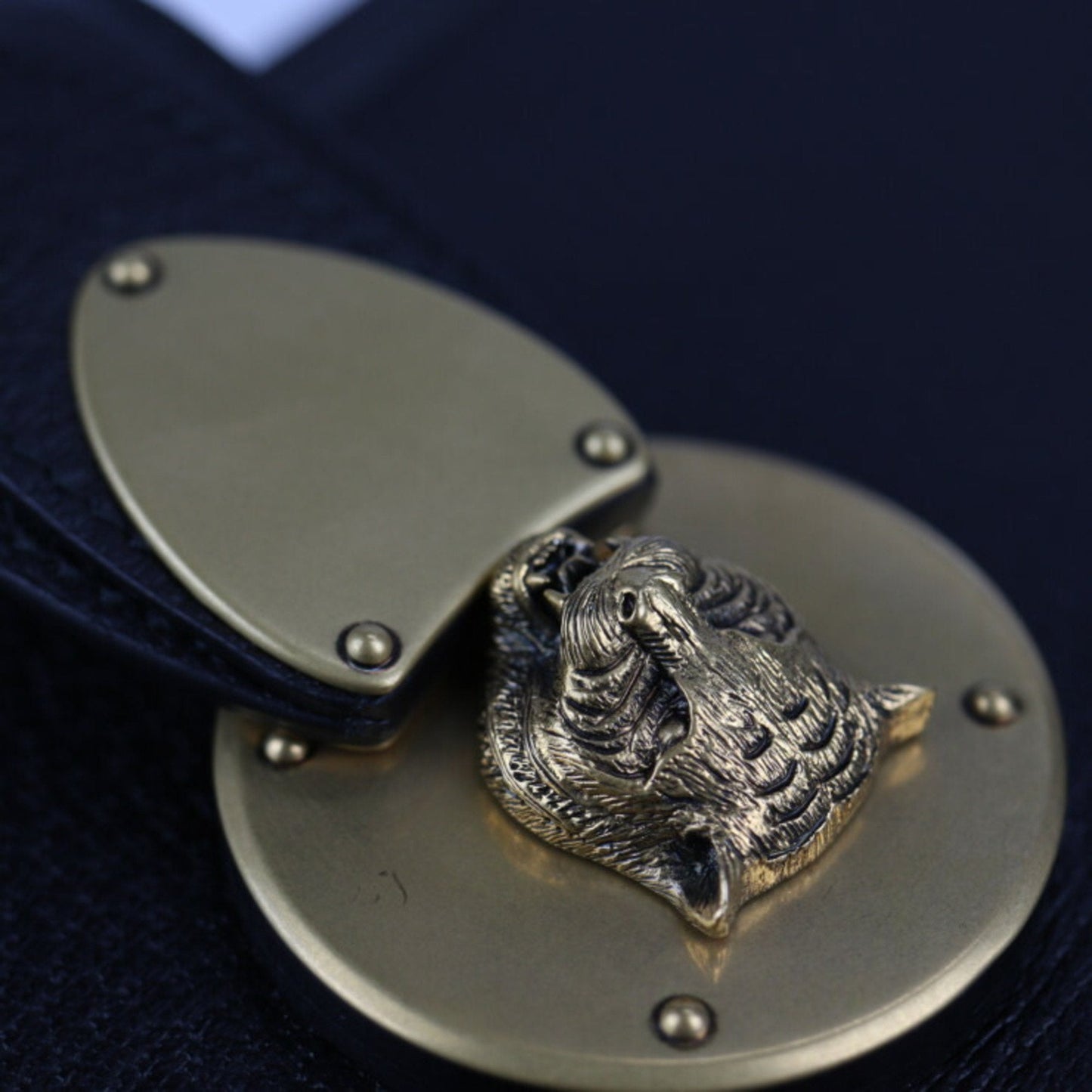 Gucci Black Leather Clutch Bag Handbag Tote Bag ()