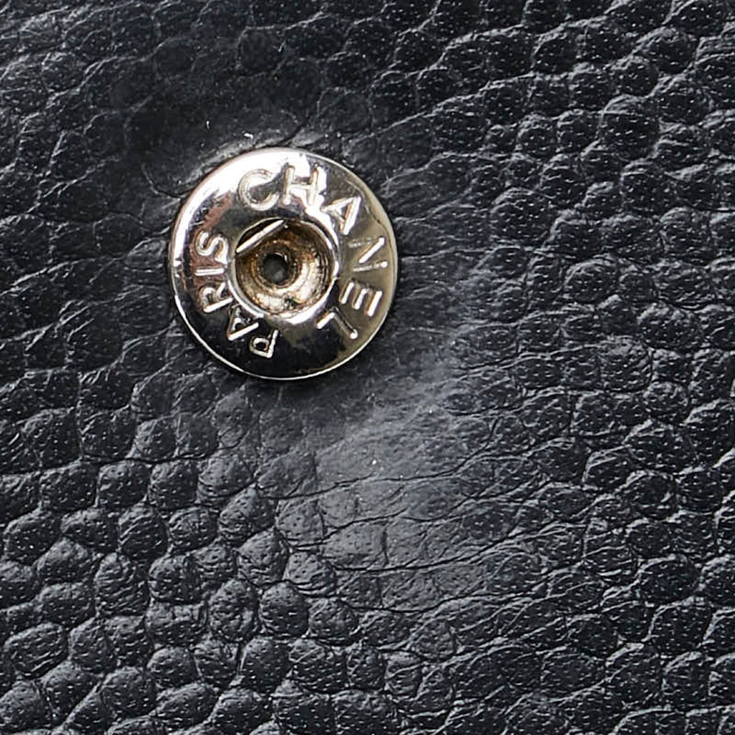 Chanel Black Grained Calfskin Leather Long Wallet (Bi-Fold) ()