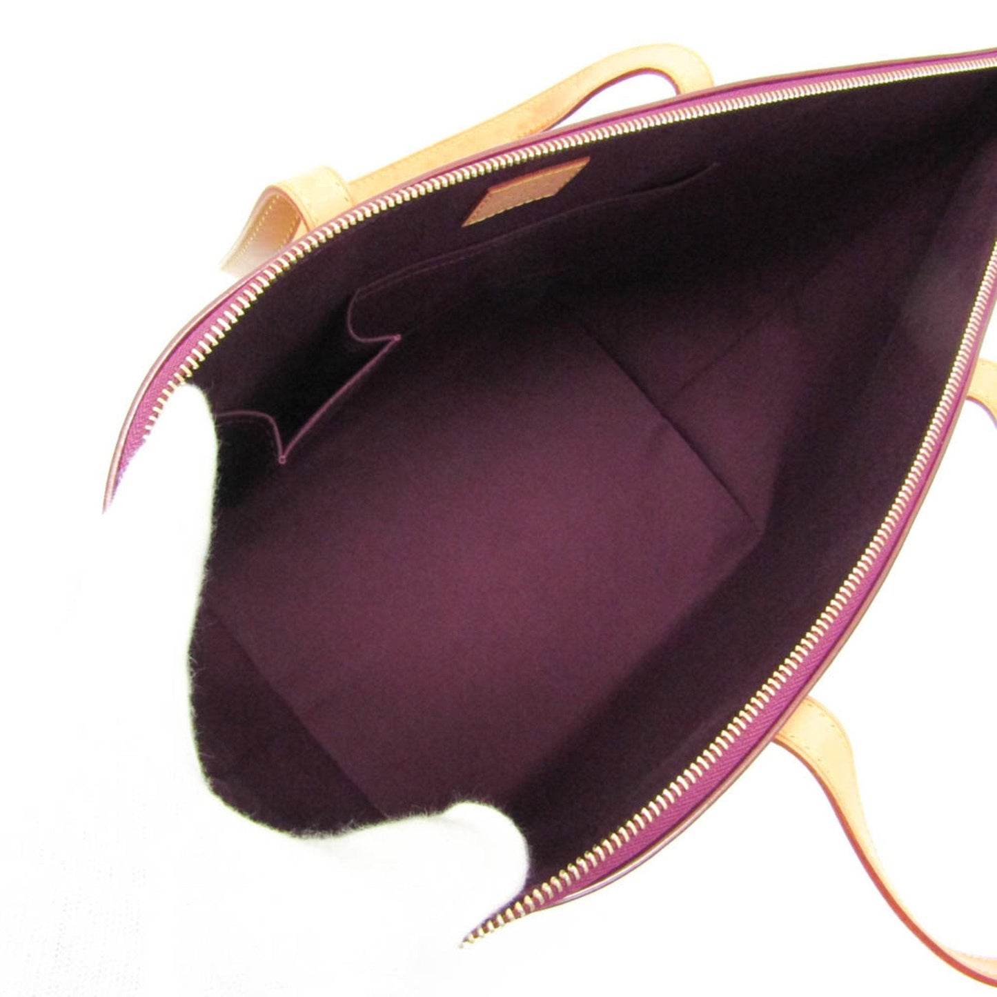 Louis Vuitton Bellevue  Patent Leather Tote Bag ()