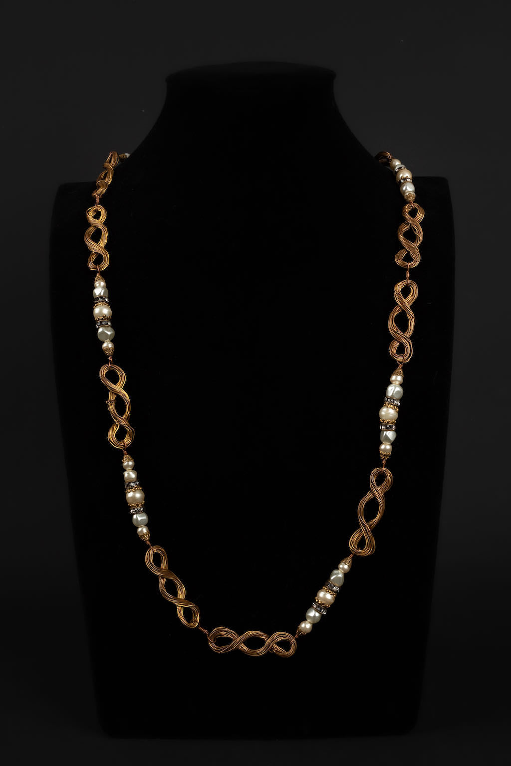 Collier Chanel Époque Coco