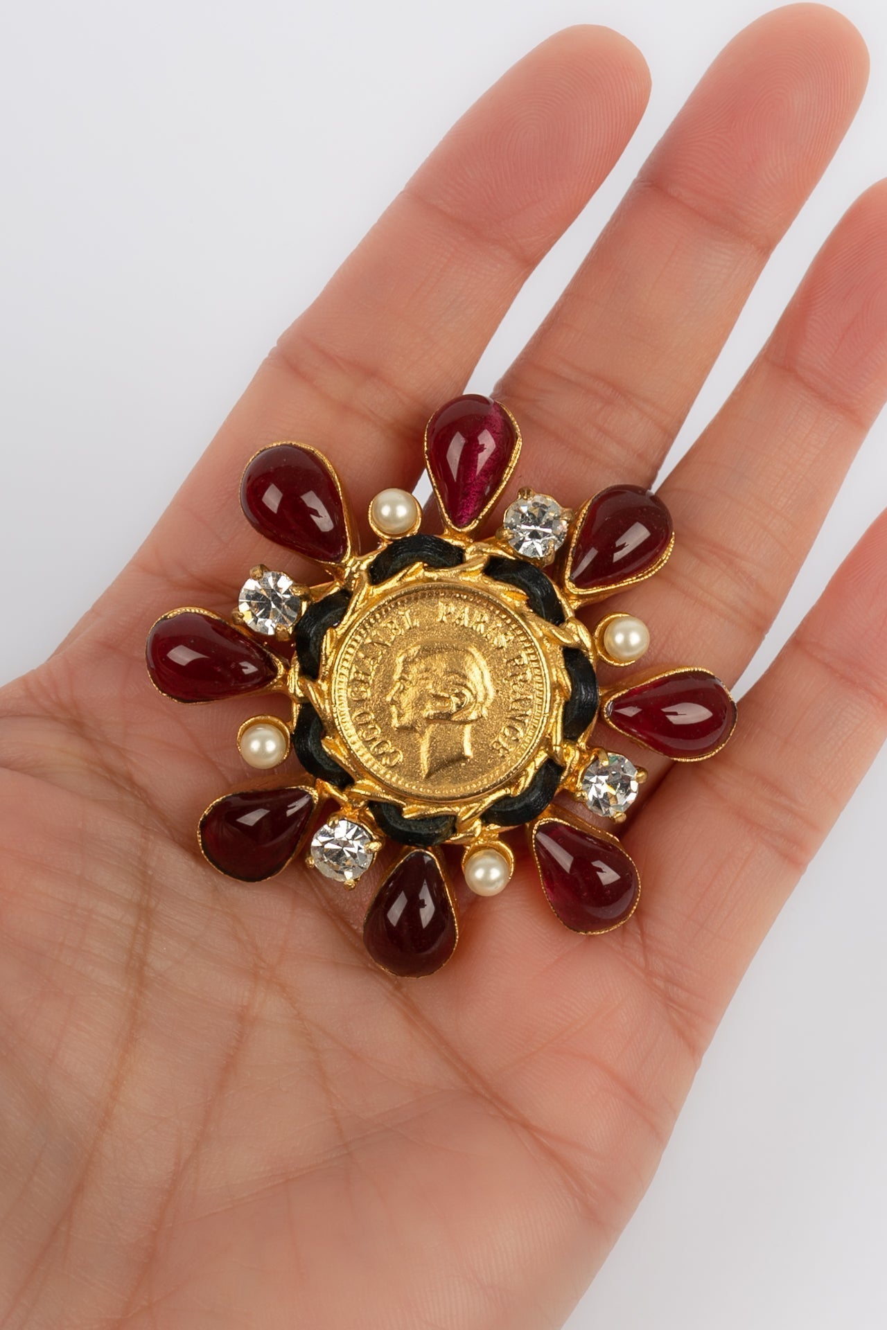 Broche Chanel Automne 1995