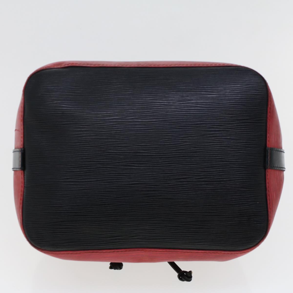 Louis Vuitton Noé  Leather Shoulder Bag ()