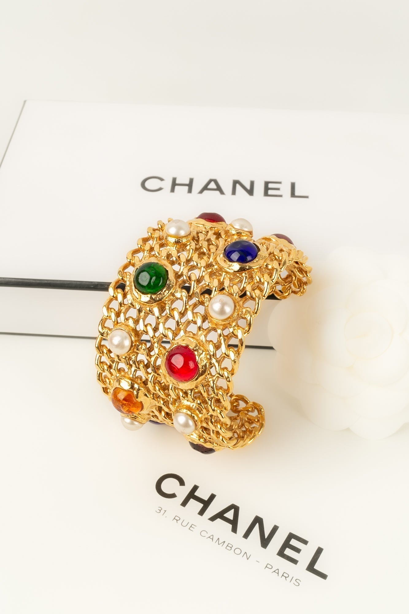 Bracelet manchette Chanel