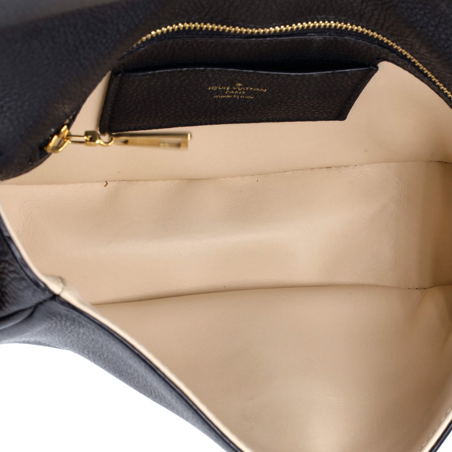 LV Pont 9 Soft Bag Leather MM