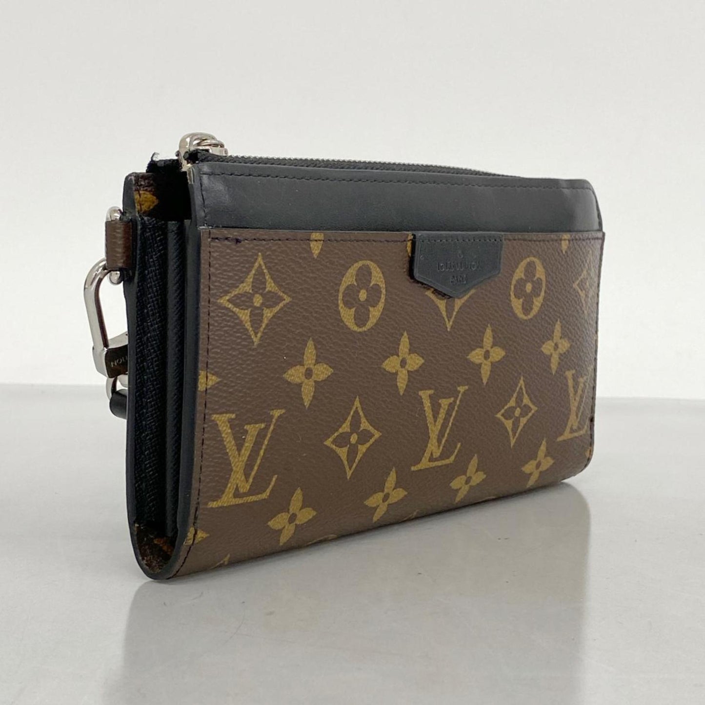 Louis Vuitton Pochette Zippée  Canvas Wallet  ()