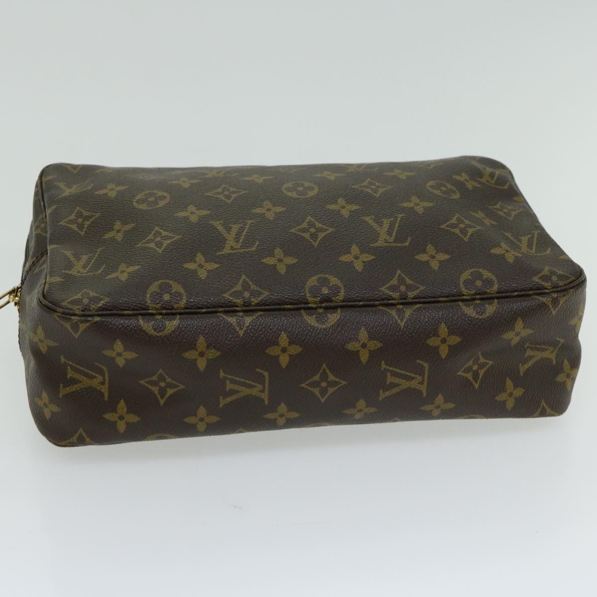 Louis Vuitton Trousse De Toilette  Canvas Clutch Bag ()