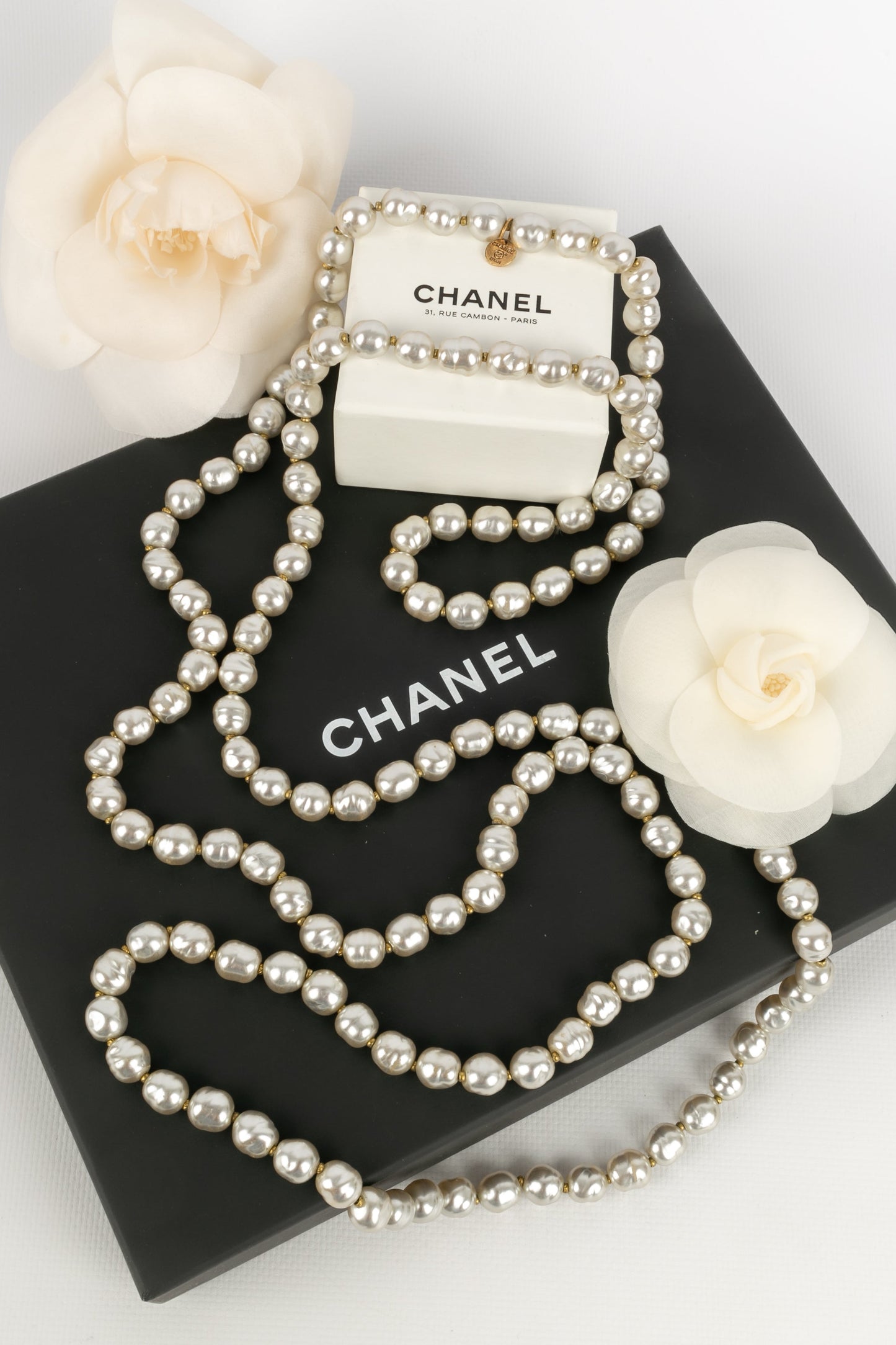 Collier / Sautoir Chanel 1981