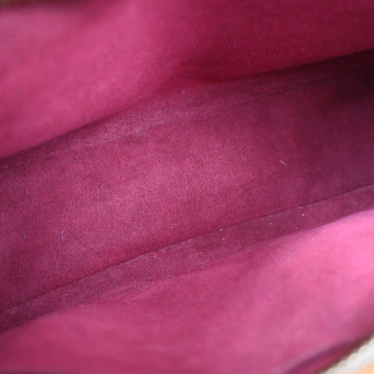 Louis Vuitton Lodge  Canvas Shoulder Bag ()