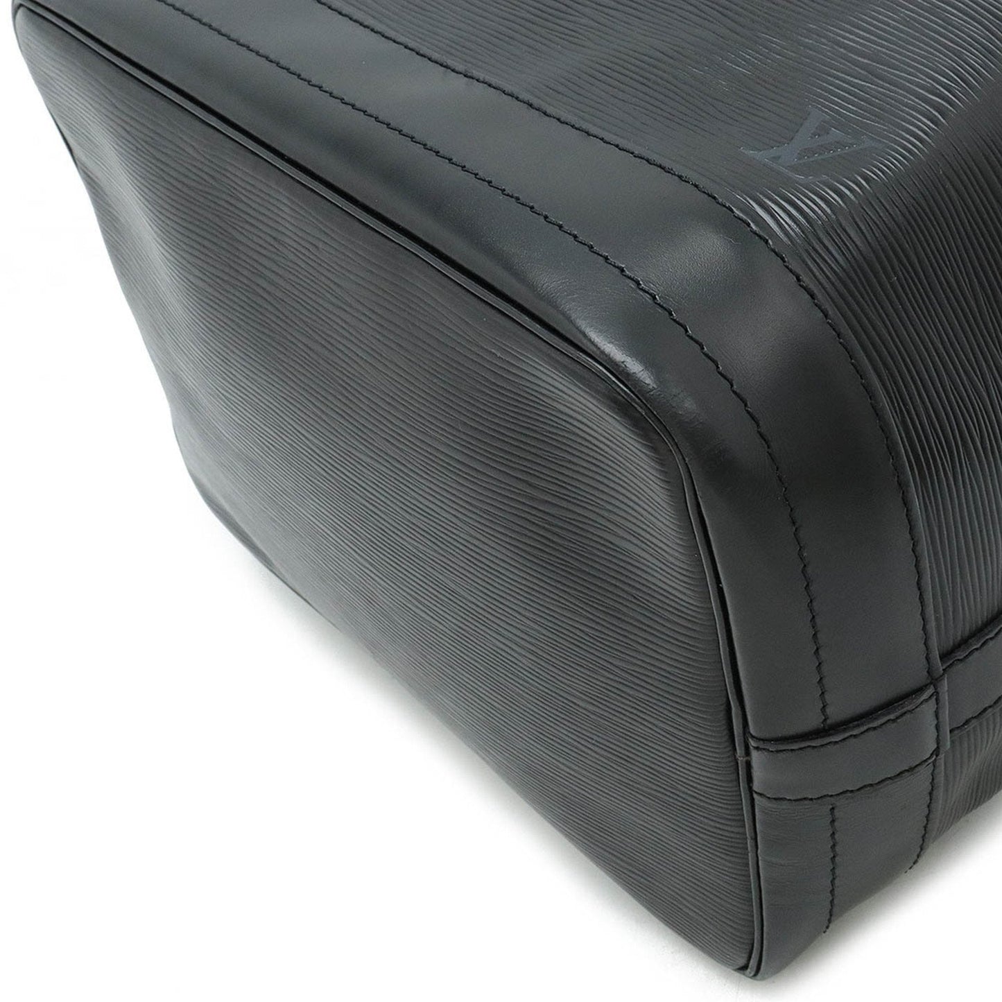 Louis Vuitton Noé  Leather Shoulder Bag ()