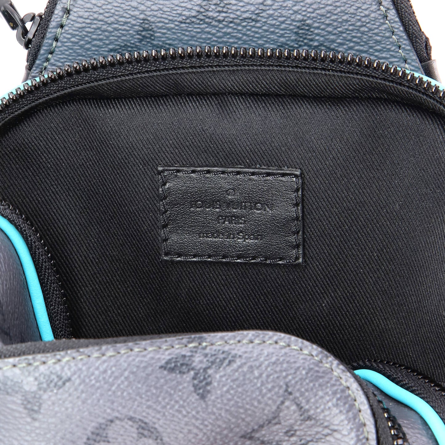 Avenue Sling Bag NM Reverse Monogram Eclipse Canvas