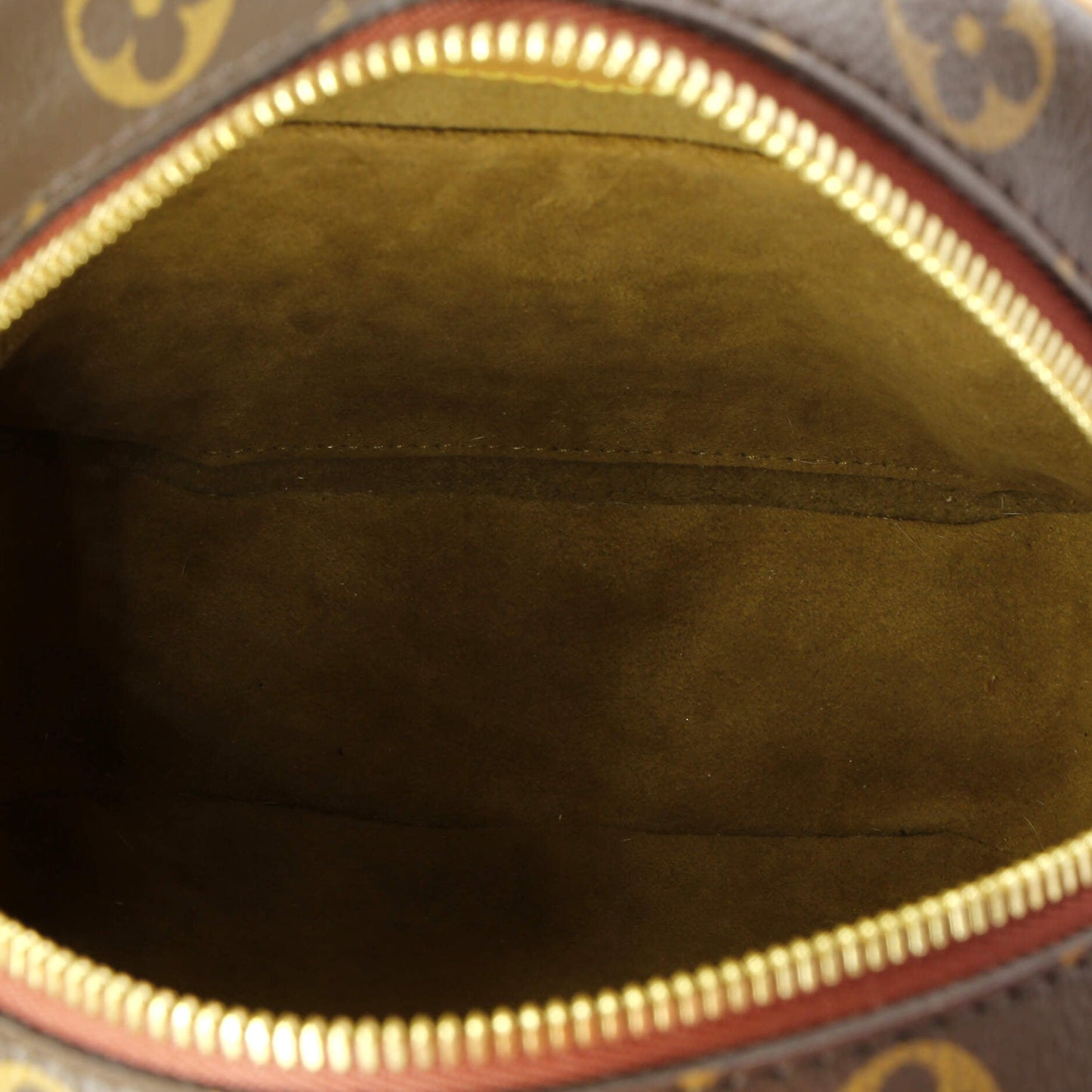 Boite Chapeau Souple Bag Monogram Canvas MM