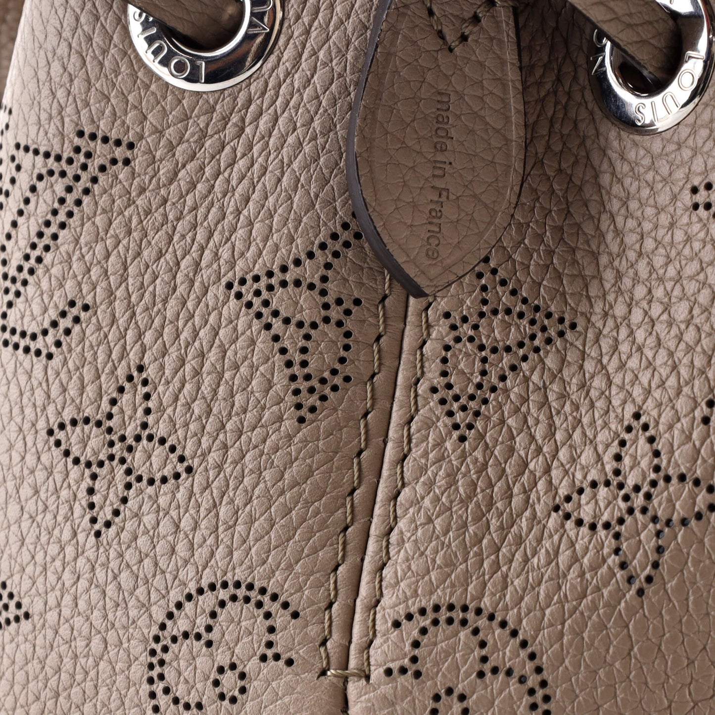 Bella Bucket Bag Mahina Leather