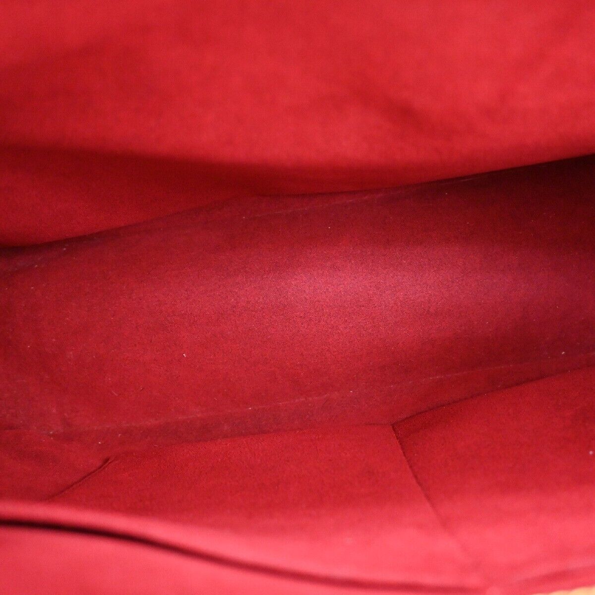 Louis Vuitton Multipli Cité  Canvas Shoulder Bag ()