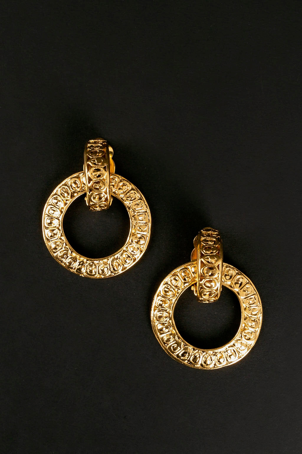 Créoles dorées Chanel