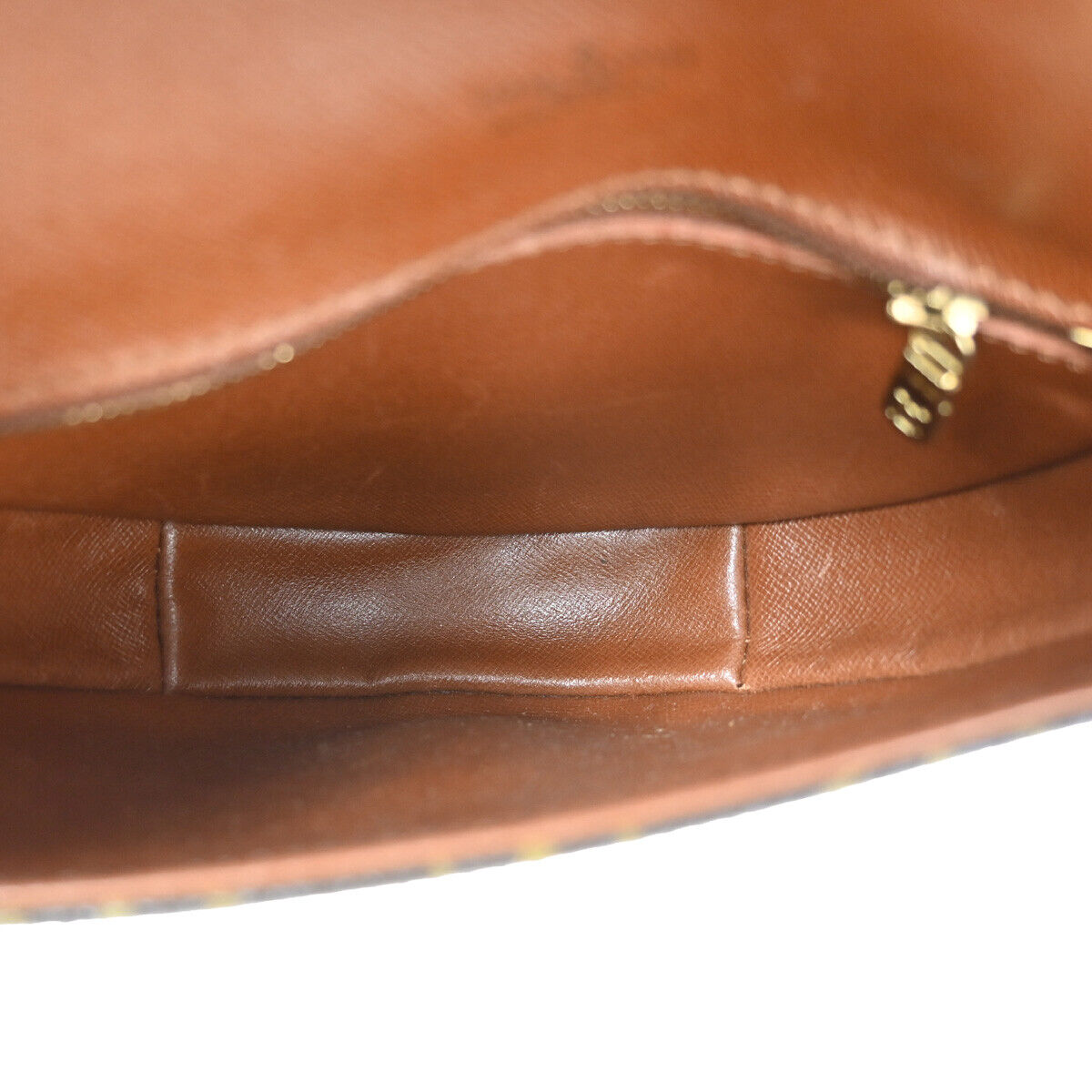 Louis Vuitton Chantilly  Canvas Shoulder Bag ()