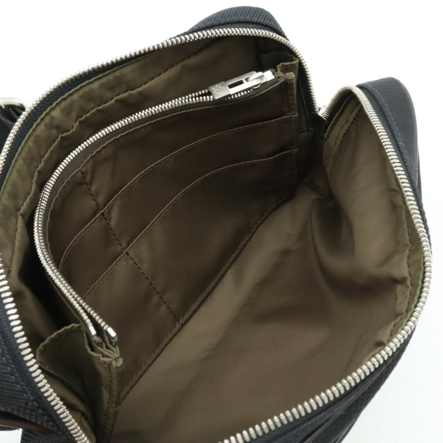 Louis Vuitton Geant Acrobat  Canvas Shoulder Bag ()